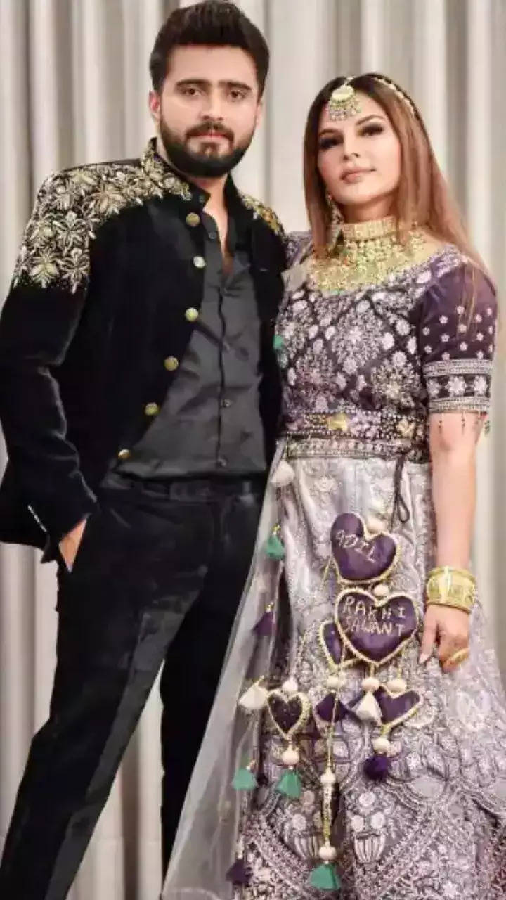 Mehndi Dress for Groom- Kurta with WaistCoat for groom- Groom dress designs  for mehndi - YouTube